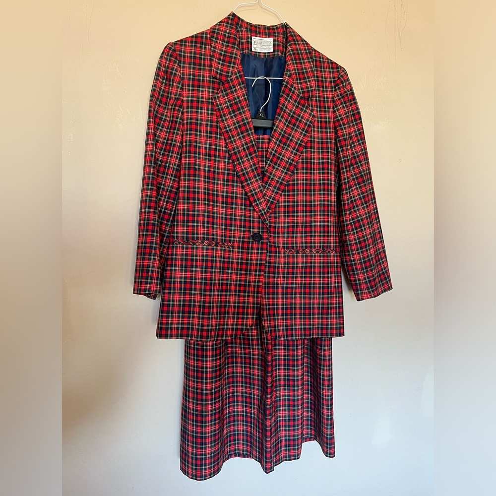 Vtg Tartan Plaid Pendleton Woolen Mills Women’s Suit, Holiday/Christmas Outfit